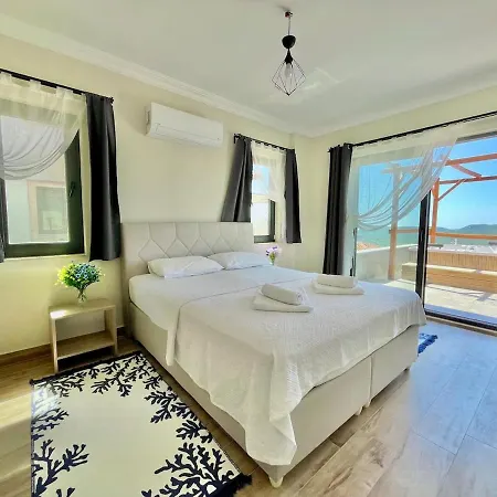 Villa Thor Doğa Manzaralı 8 Kişilik Kaş